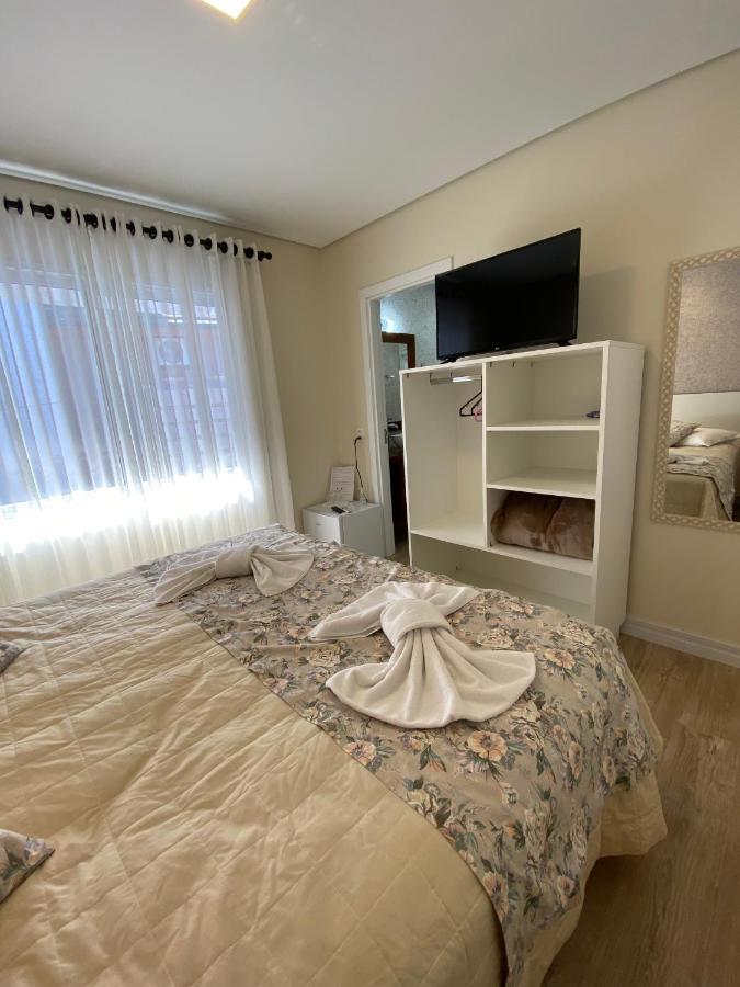 Pousada Ipe Amarelo E Quinta Dos Medeiros Bed and Breakfast Γκραμάντο Εξωτερικό φωτογραφία