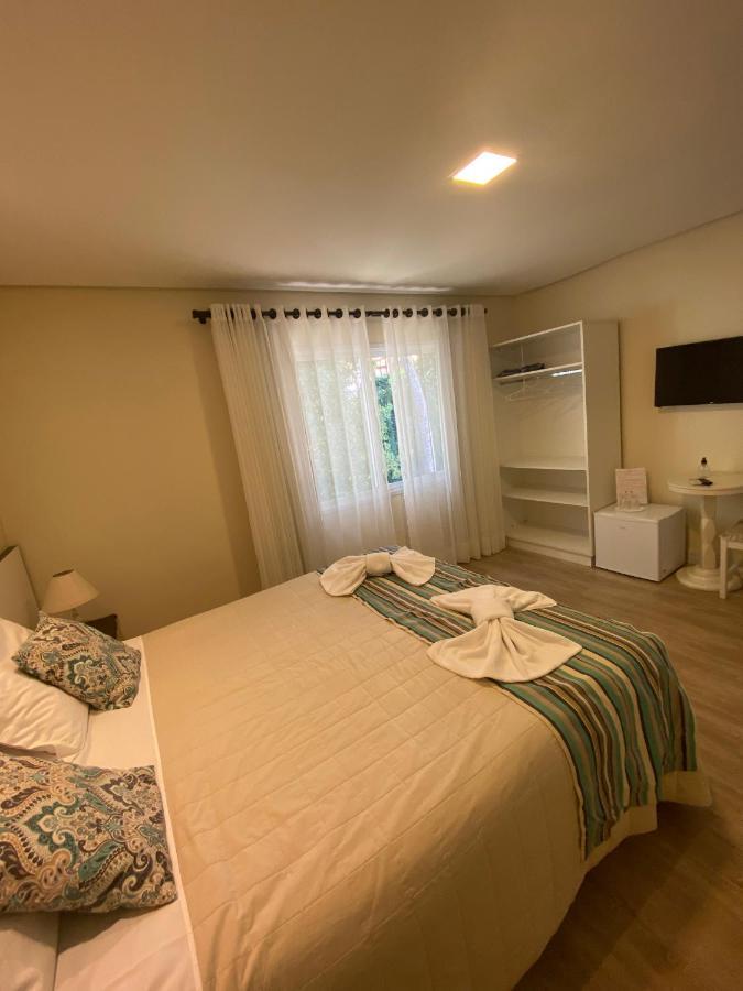 Pousada Ipe Amarelo E Quinta Dos Medeiros Bed and Breakfast Γκραμάντο Εξωτερικό φωτογραφία